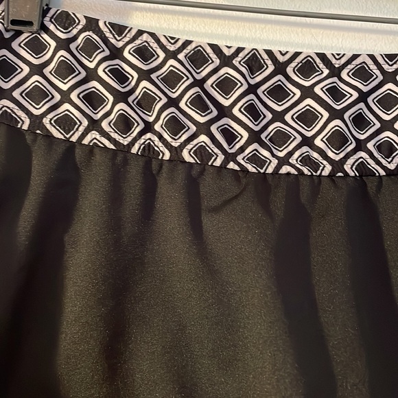 “Pure Paradise” Swim Skirt - Picture 2 of 3